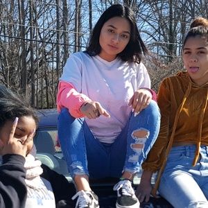 Meet your Posher, Ashley